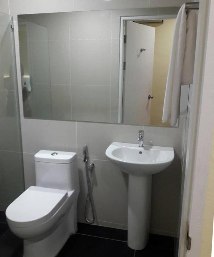 Emart Hotel Miri Εξωτερικό φωτογραφία